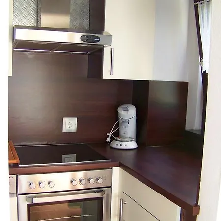 Apartment Am *